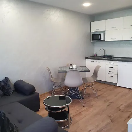 Apartamento Ubytovanie na súkromí Ella